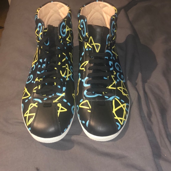 Size 8 Gucci Sneakers - Picture 2 of 5